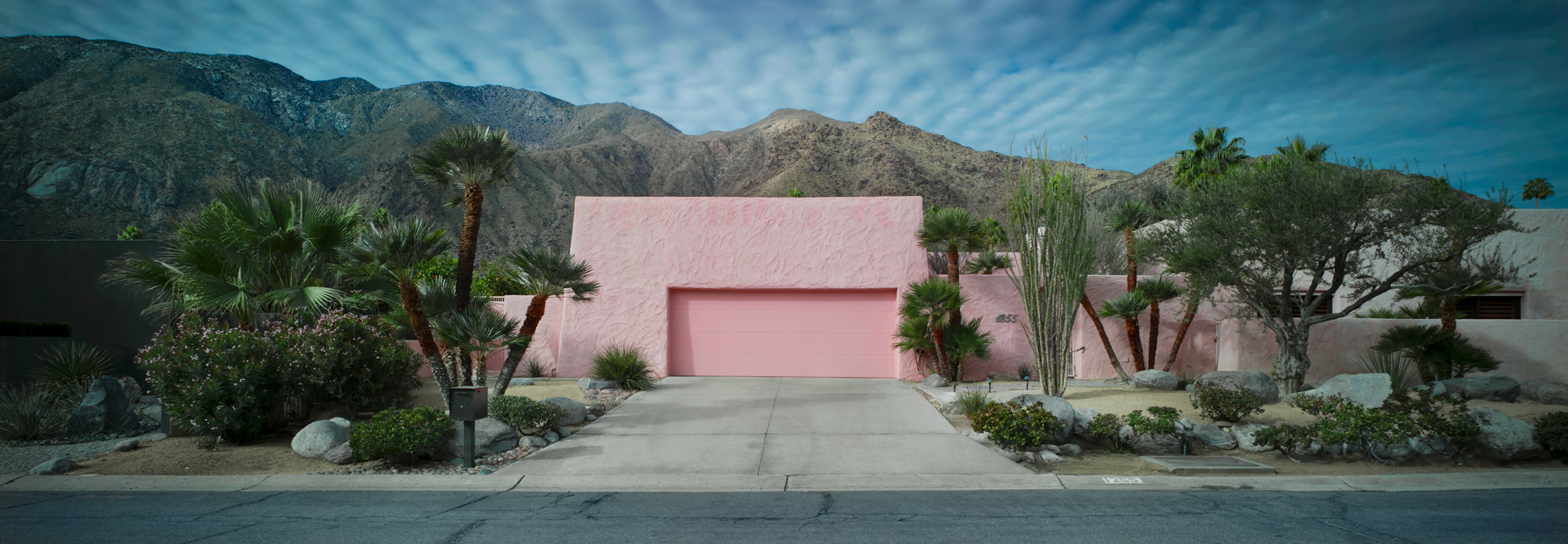 Musilek_Stan_Palm_Springs_Pink_House
