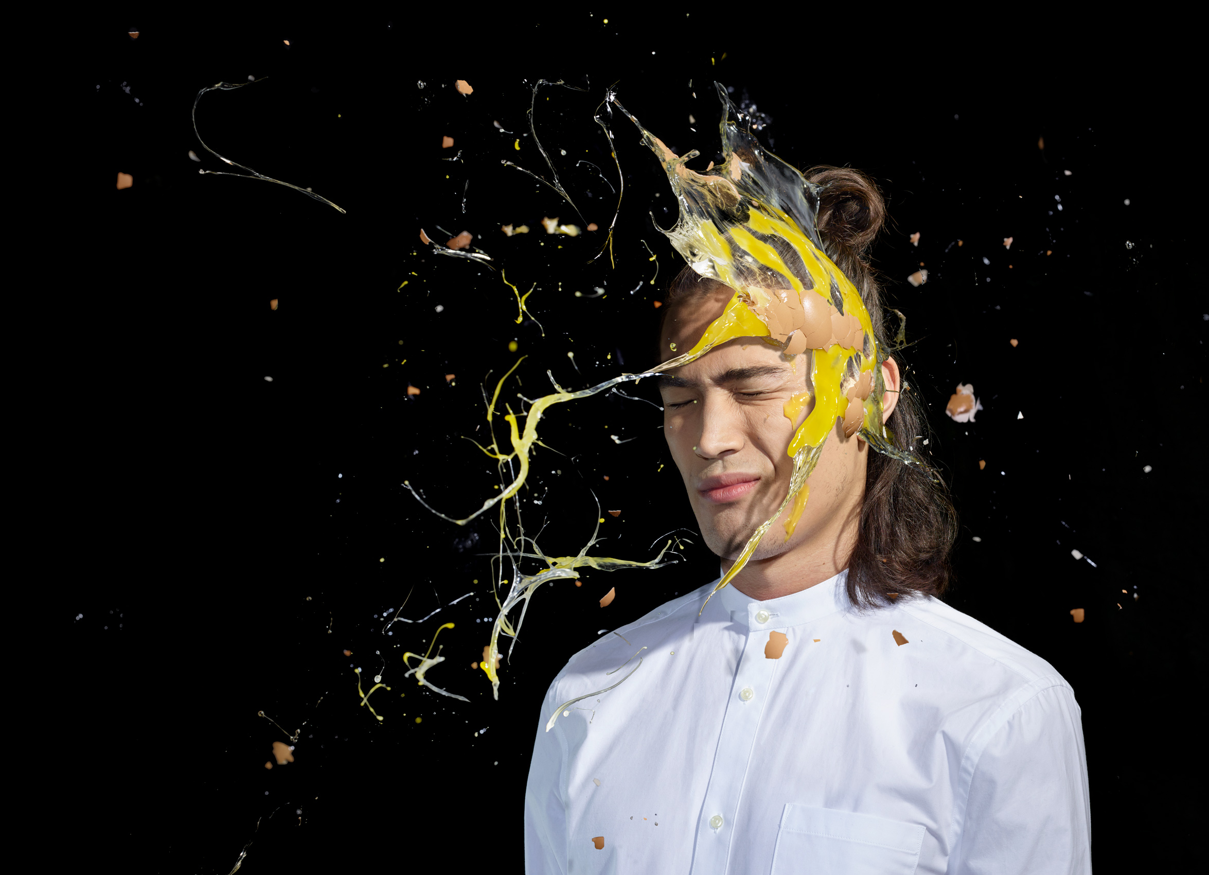 Musilek-Stan-Egged-Face-Man-Bun-Fashion-Splat-Yellow-Photographer