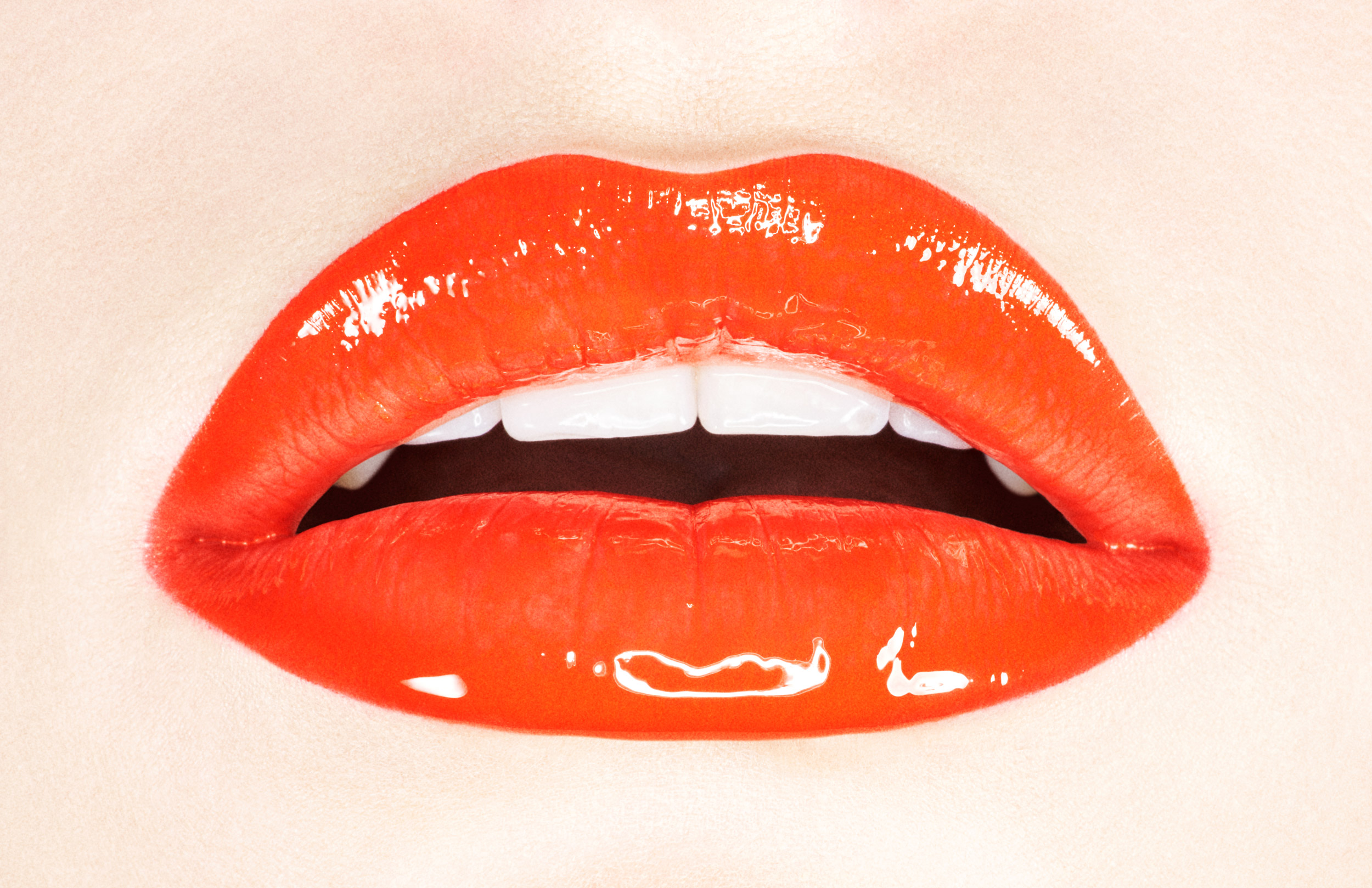 Musilek-Stan-Fenty-Beauty-Rihanna-Red-Lips-Juicy-Close-Up-Beauty-Photographer-Advertising